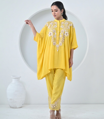 MONOCHROME PHOOL-PATTI KURTA KAFTAN SET