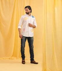 CLASSIC WHITE SHIRT WITH FLORAL ABSTRACT