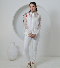 BOTANICAL SMALL FLOWER SHOULDER EMBELLISHMENT SHIRT