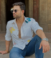 PRATEEK KEWALRAMANI - CLASSIC WHITE SHIRT WITH FLORAL ABSTRACT