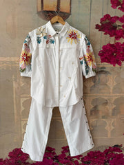 WHITE BIG FLOWER DROP SHOULDER CO-ORD SET WITH BUTTON PANTS