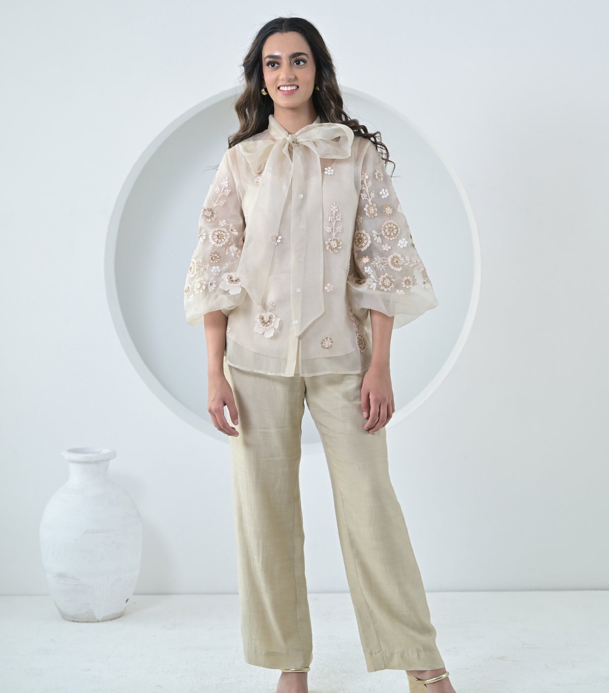 MONOCHROME PHOOL-PATTI BOW TIE-UP CO-ORD SET