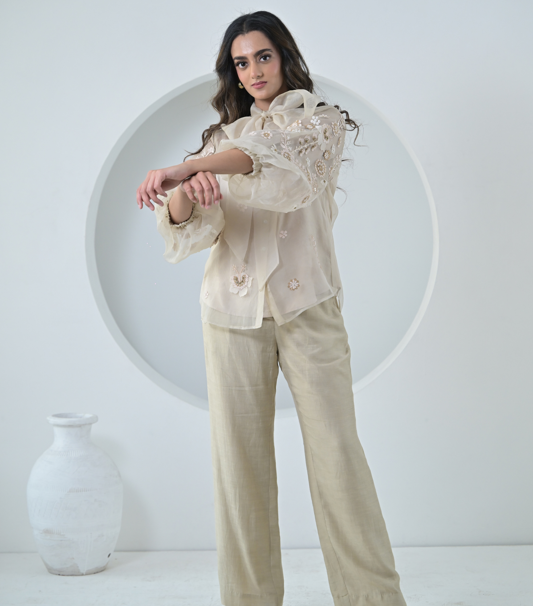 MONOCHROME PHOOL-PATTI BOW TIE-UP CO-ORD SET