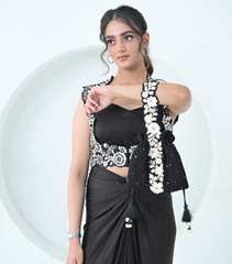 MONOCHROME PHOOL-PATTI DETACHABLE COTI WITH BUSTIER & KNOT SKIRT SET