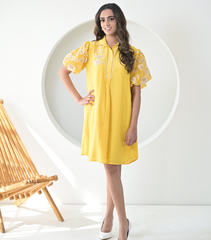 MONOCHROME PHOOL-PATTI ORGANZA SHORT SLEEVE DRESS