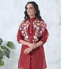 RED PHOOL-PATTI TUNIC SET WITH EMBROIDERED PANTS