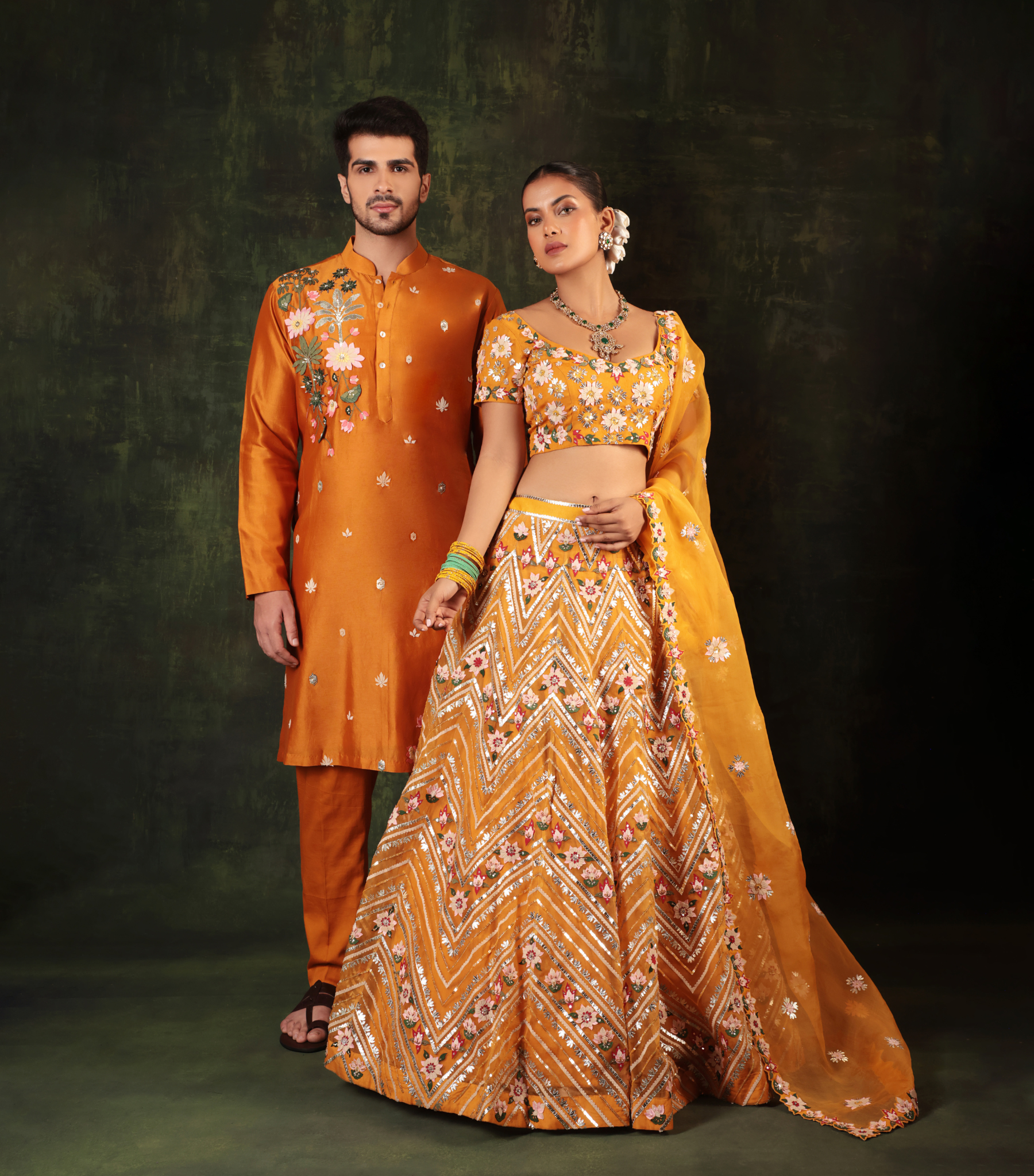 HALDI HORIZON PICHWAI KURTA SET