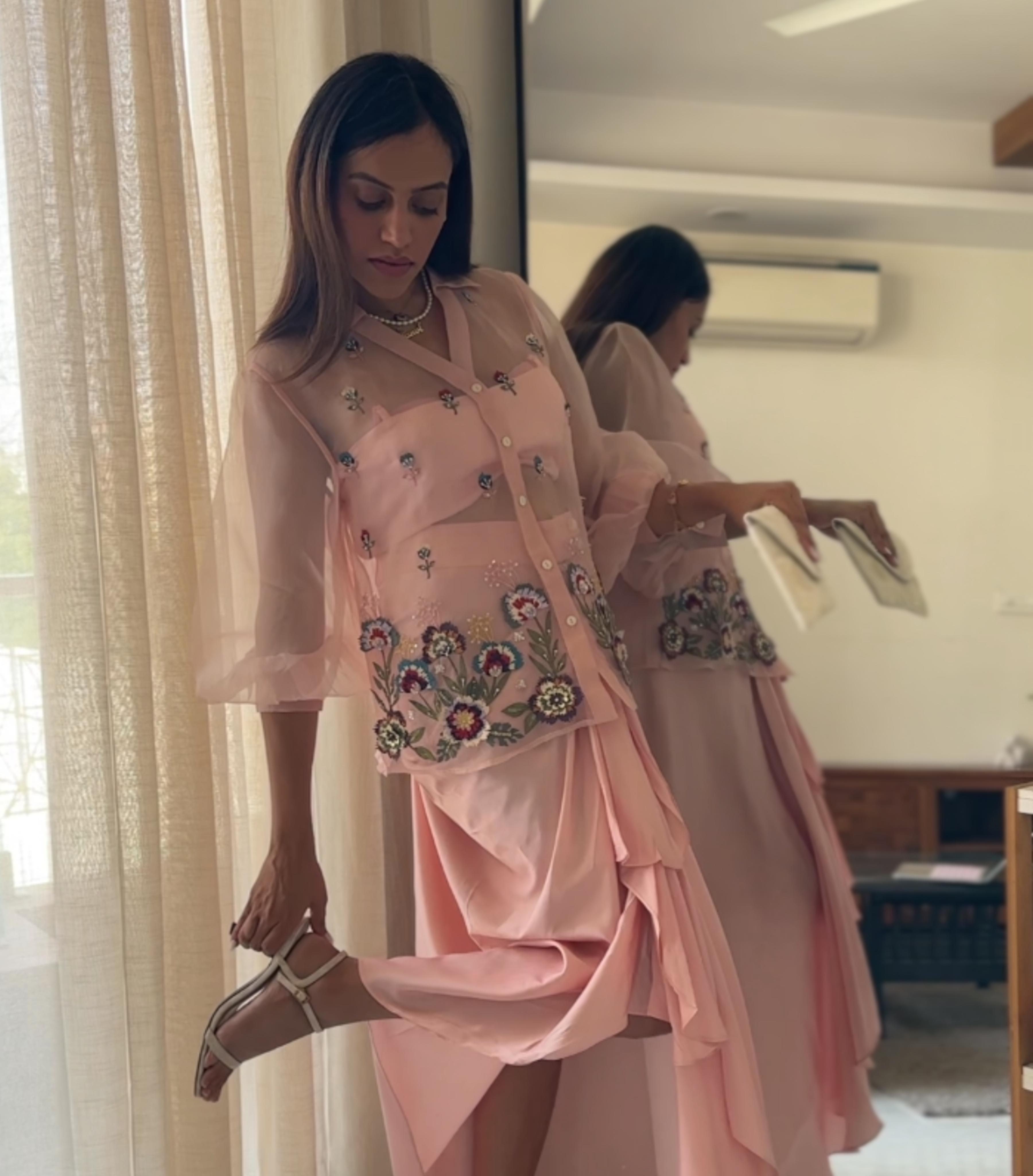 TANVI VIJ - PHOOLWARI PETAL DUSK DRAPE SET