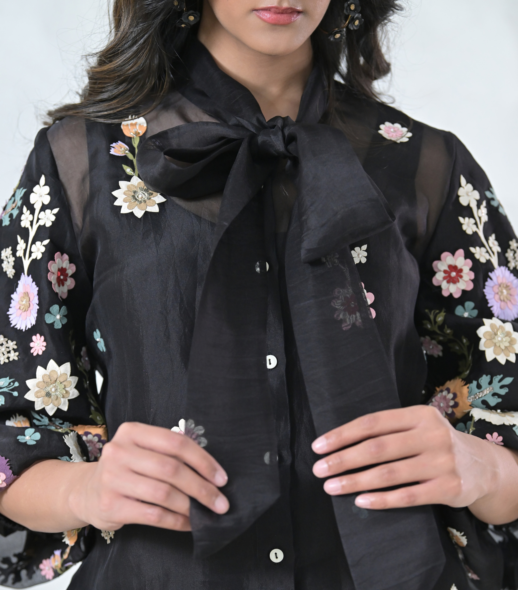 PHOOL PATTI ORGANZA BOW TIE-UP COORD SET