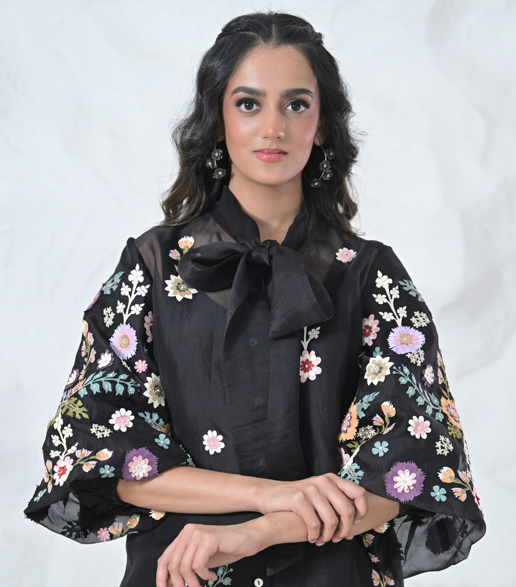 PHOOL PATTI ORGANZA BOW TIE-UP COORD SET