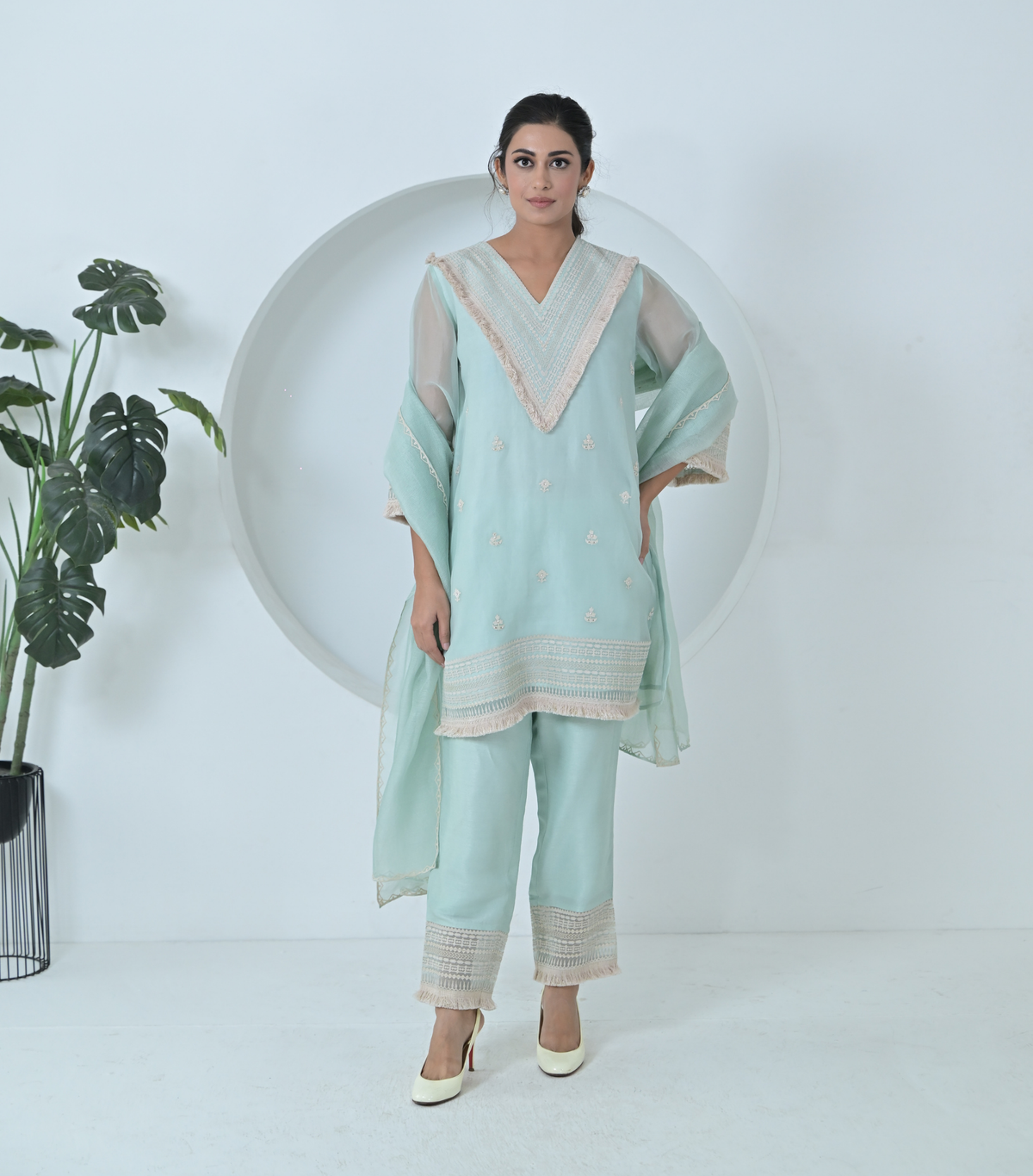 VELVET LACES & TASSELS ORGANZA KURTA SET WITH DUPATTA