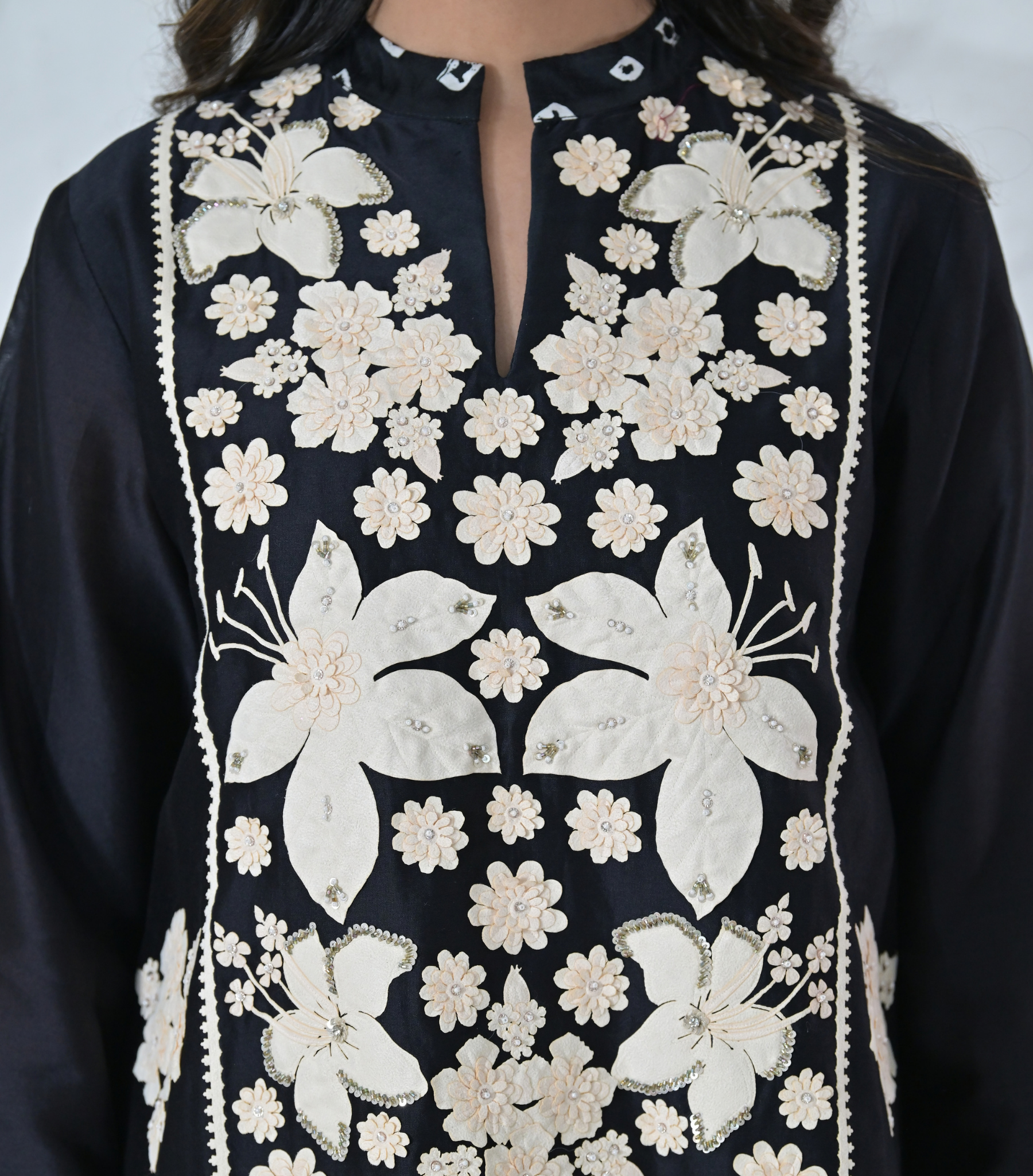 IVORY GARDEN TUNIC & FARSI PANT SET WITH BANDHANI DUPATTA