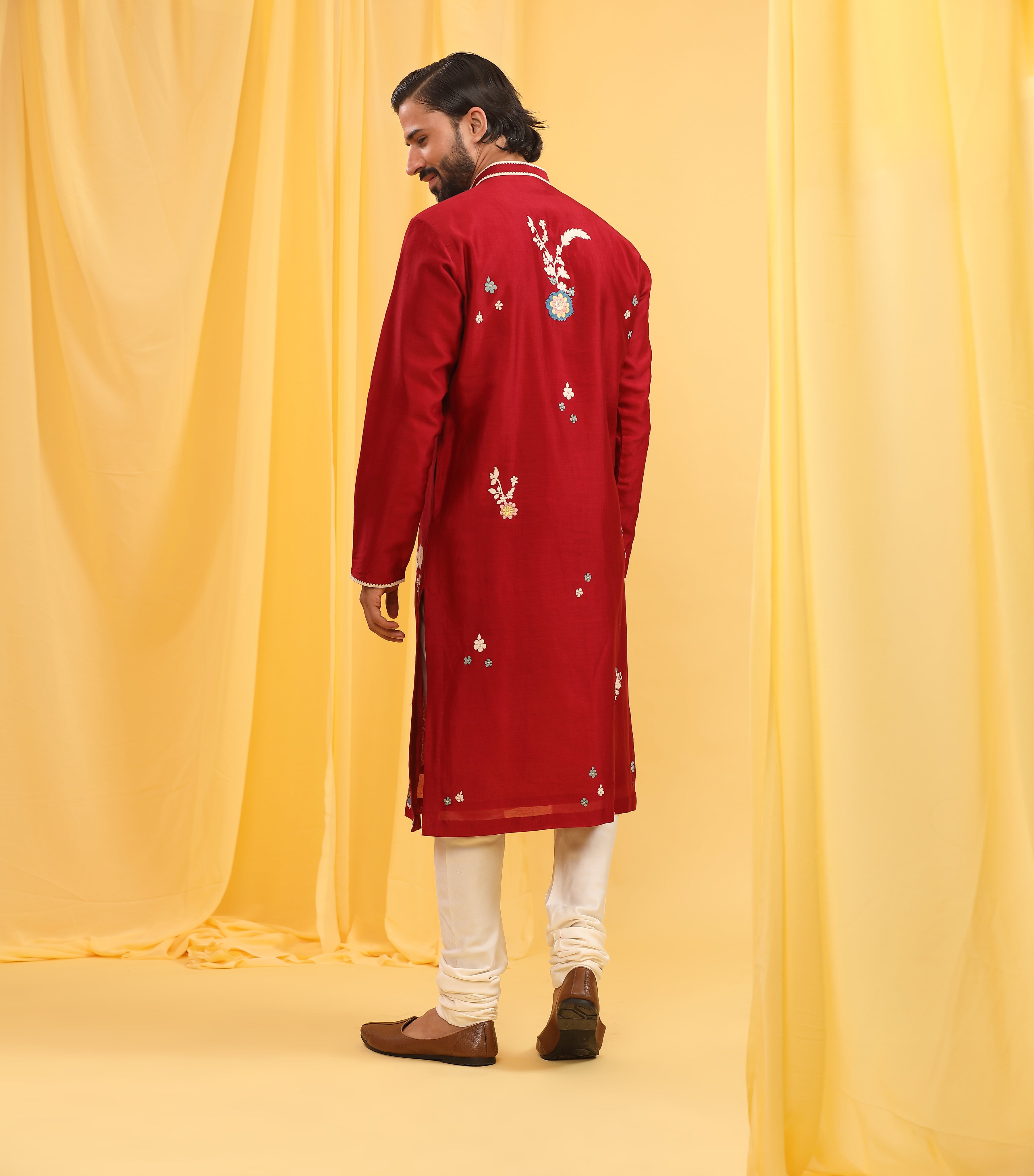 MULTICOLOURED RED KURTA SET