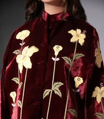 THE CRIMSON LILY CLOAK CAPE