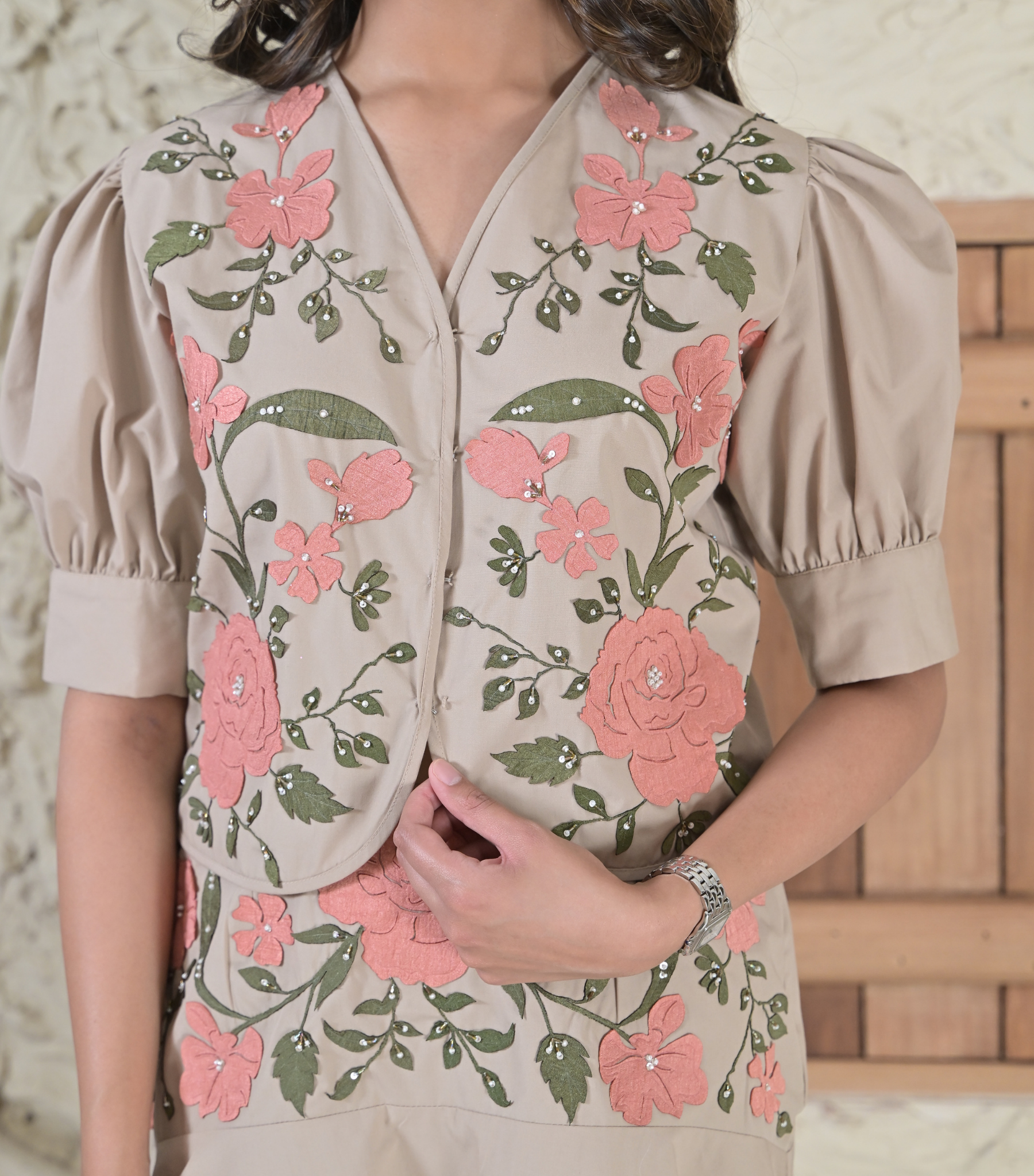 GULAB BEIGE SKIRT SET