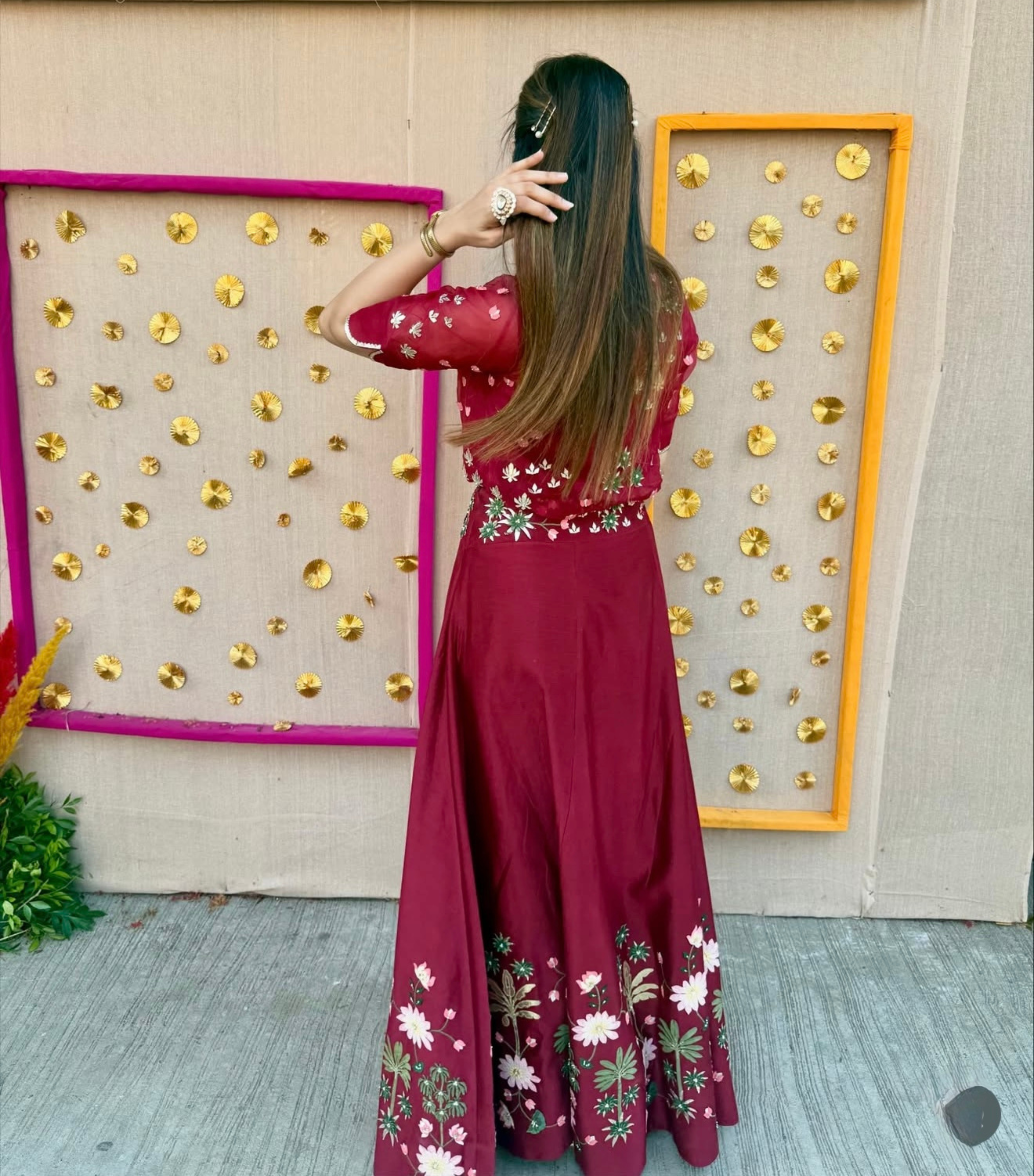 TANIYA ATMARAMANI - PICHWAI RED SERENADE SKIRT SET