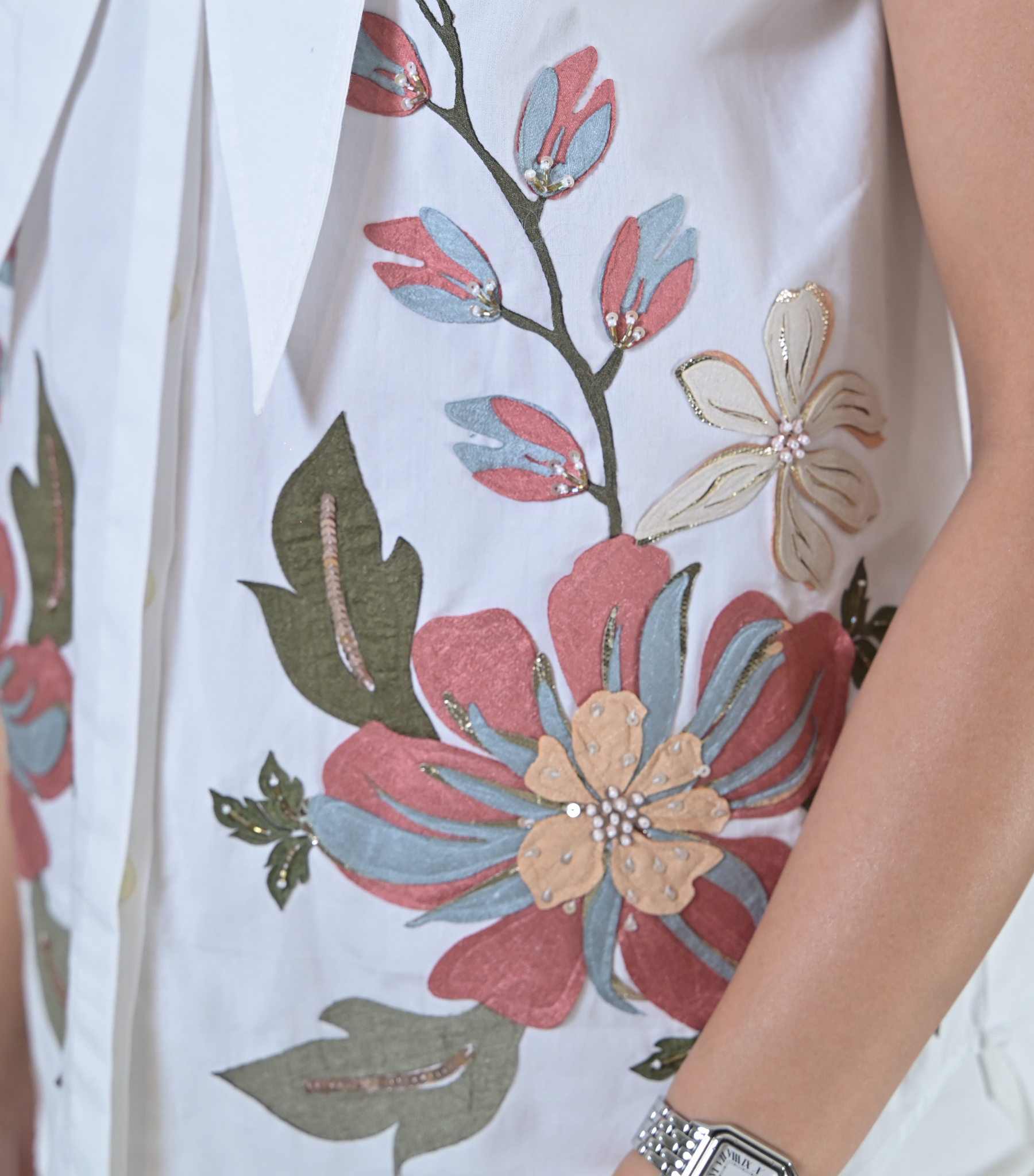 DUPION BIG FLOWER TIE-UP SLEEVELESS SHIRT