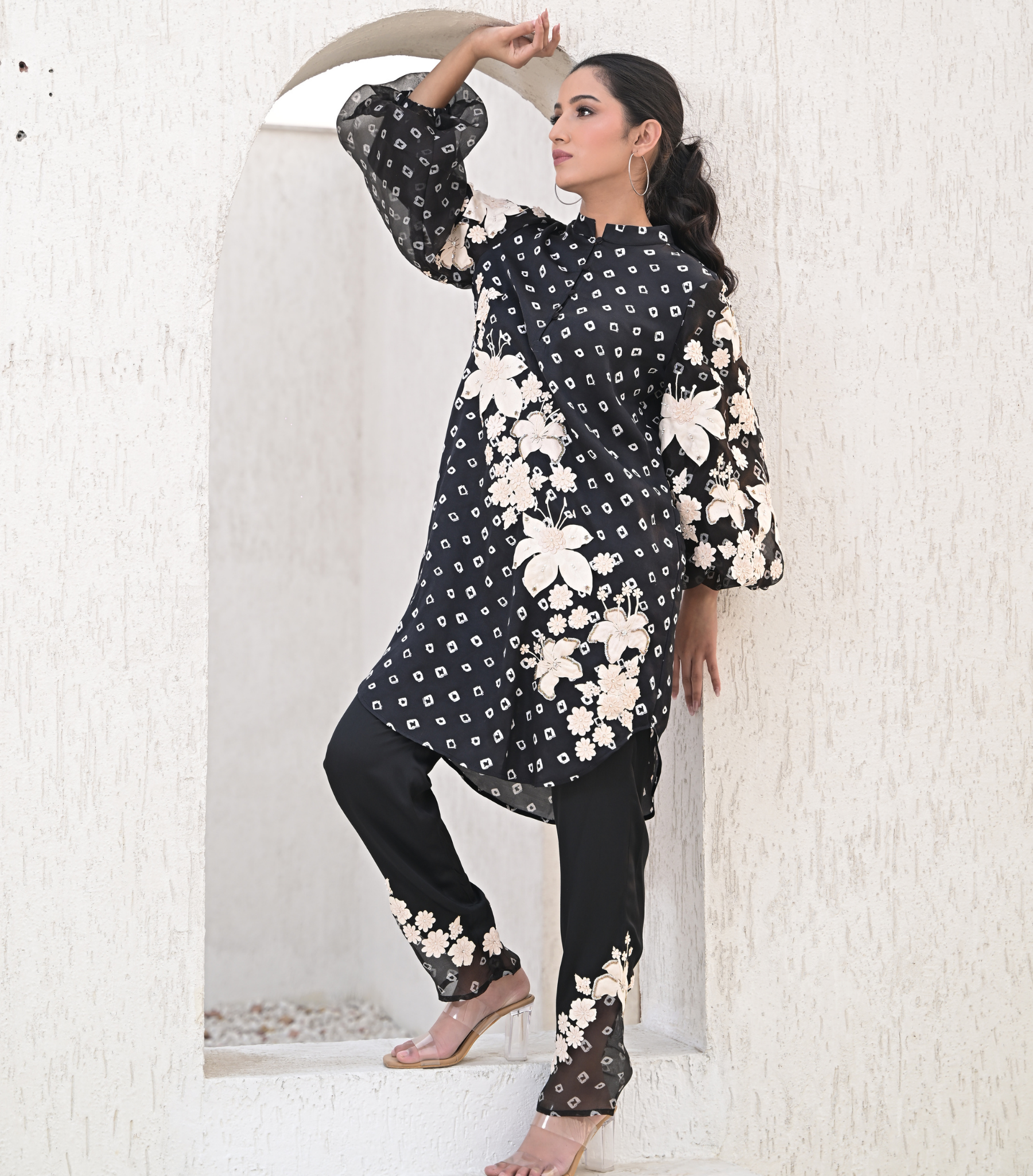 FLÉUR NOIR BANDHANI TUNIC SET