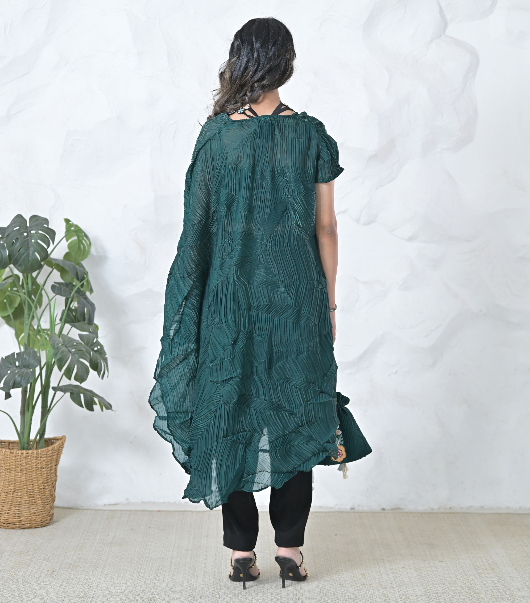 PHOOL-PATTI TASSELS NECKPIECE LIGHT TEAL CRINKLED CAPE SET