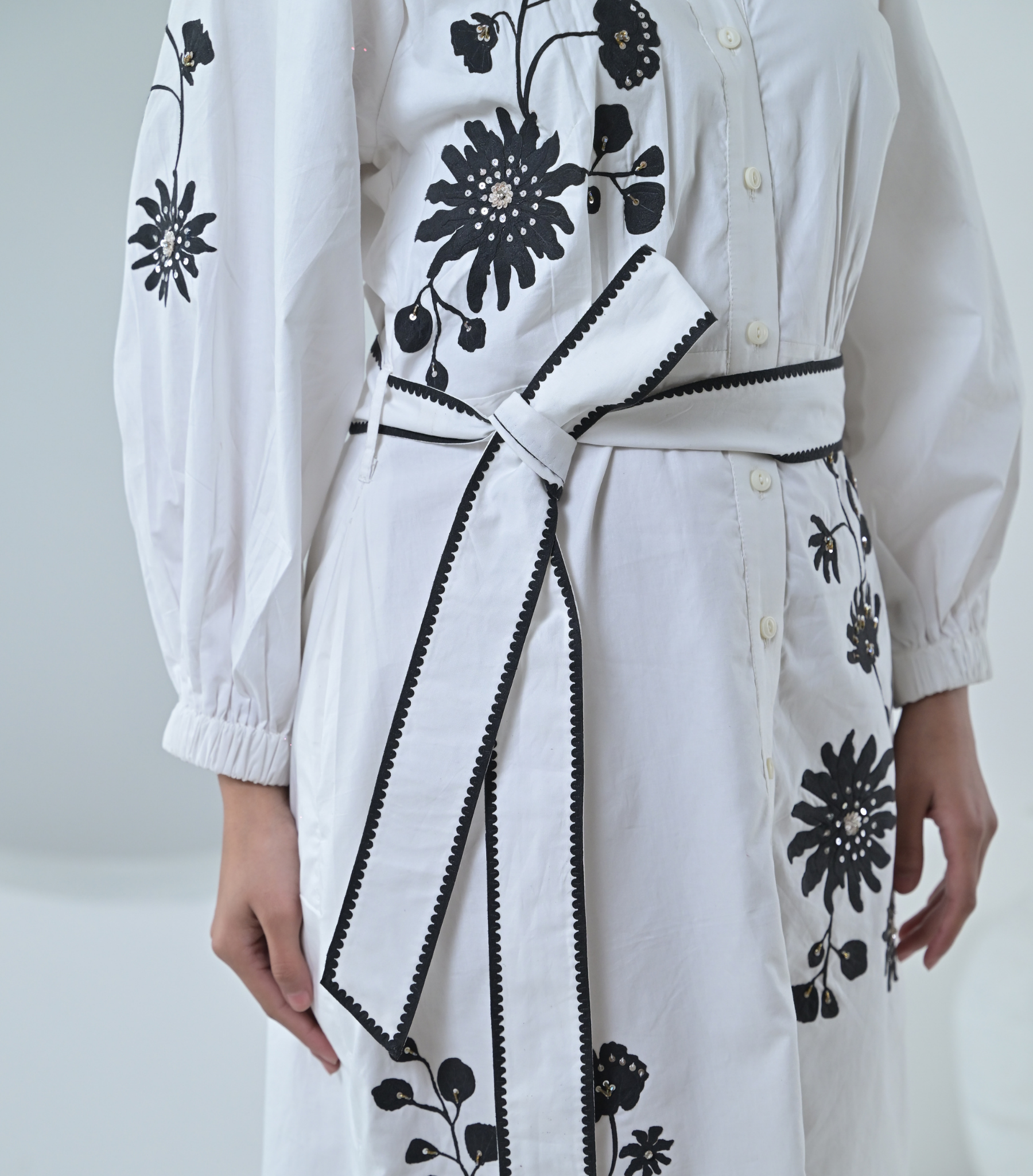 NOIR PETALINE DRESS