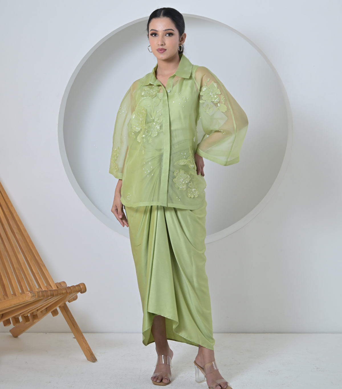 PEARL PETAL SHIRT WITH KNOT SKIRT SET