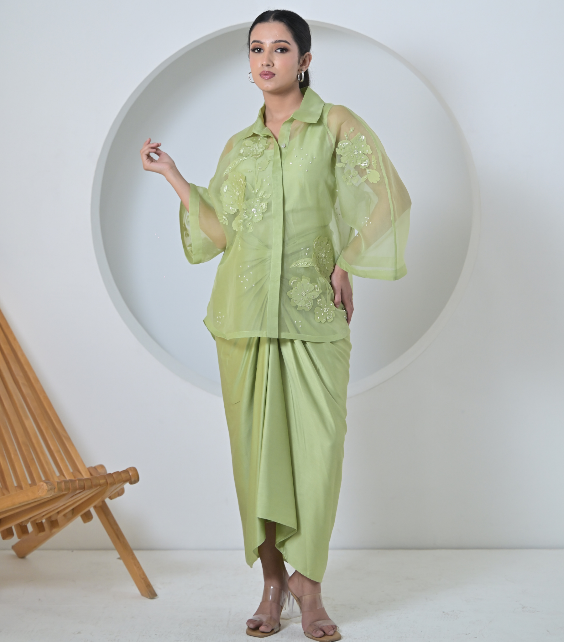 PEARL PETAL SHIRT WITH KNOT SKIRT SET