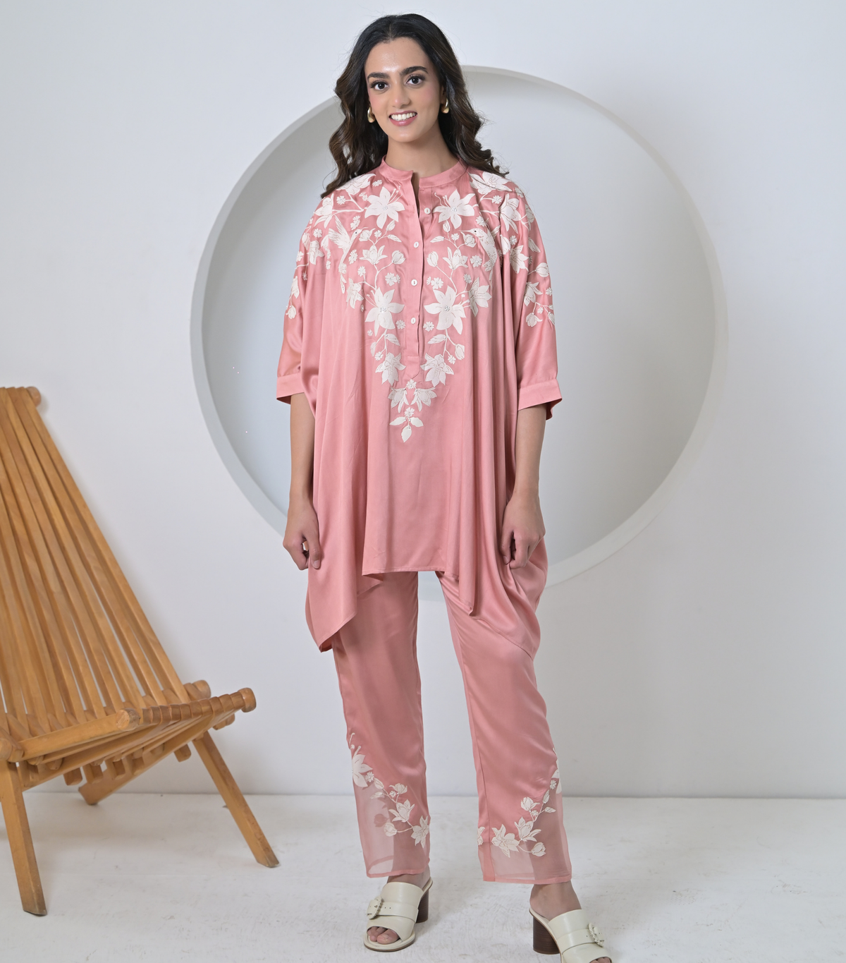 MADHUBALA KURTA KAFTAN SET