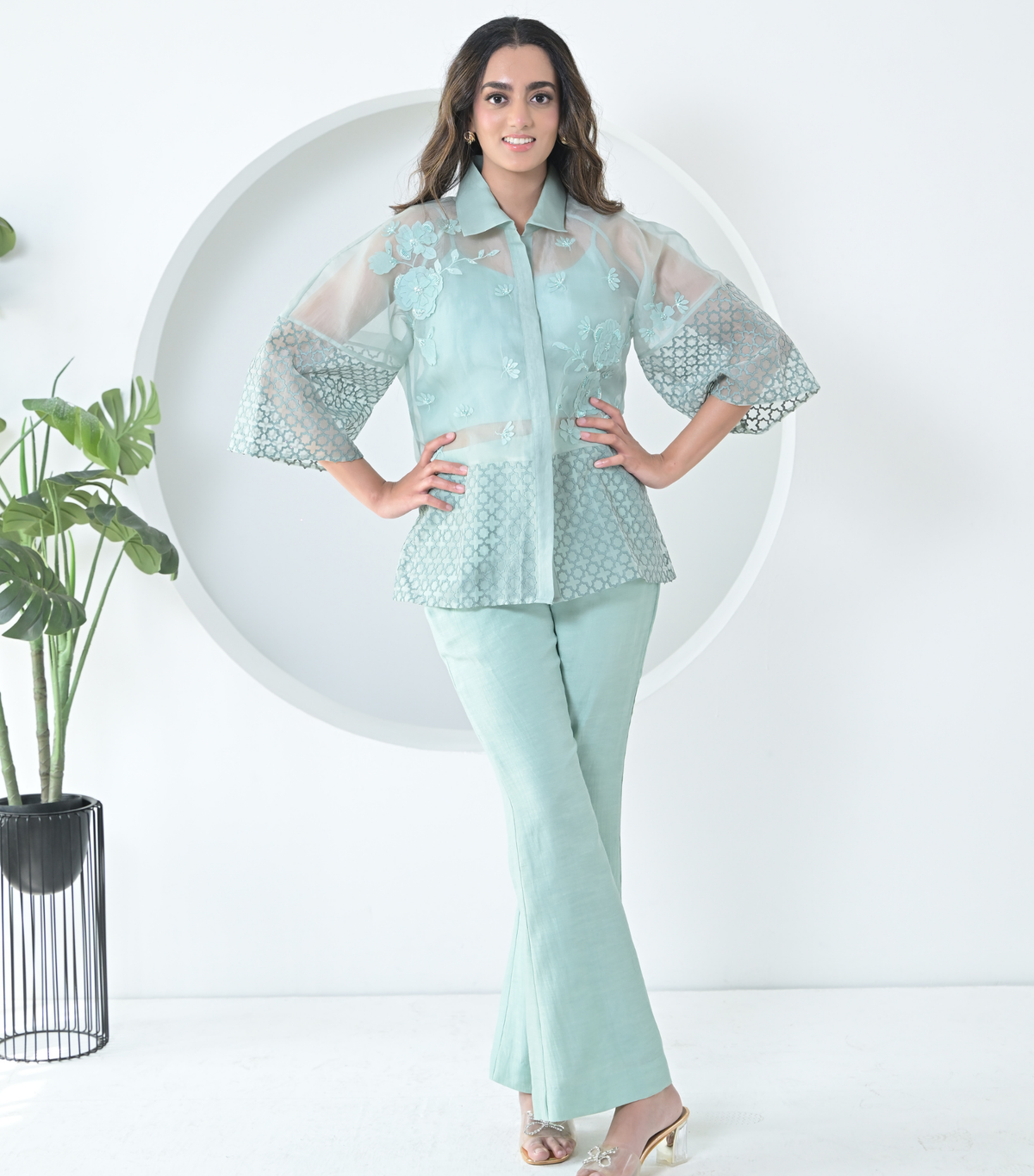 PEARL PETAL JAALI SHIRT WITH PANT SET