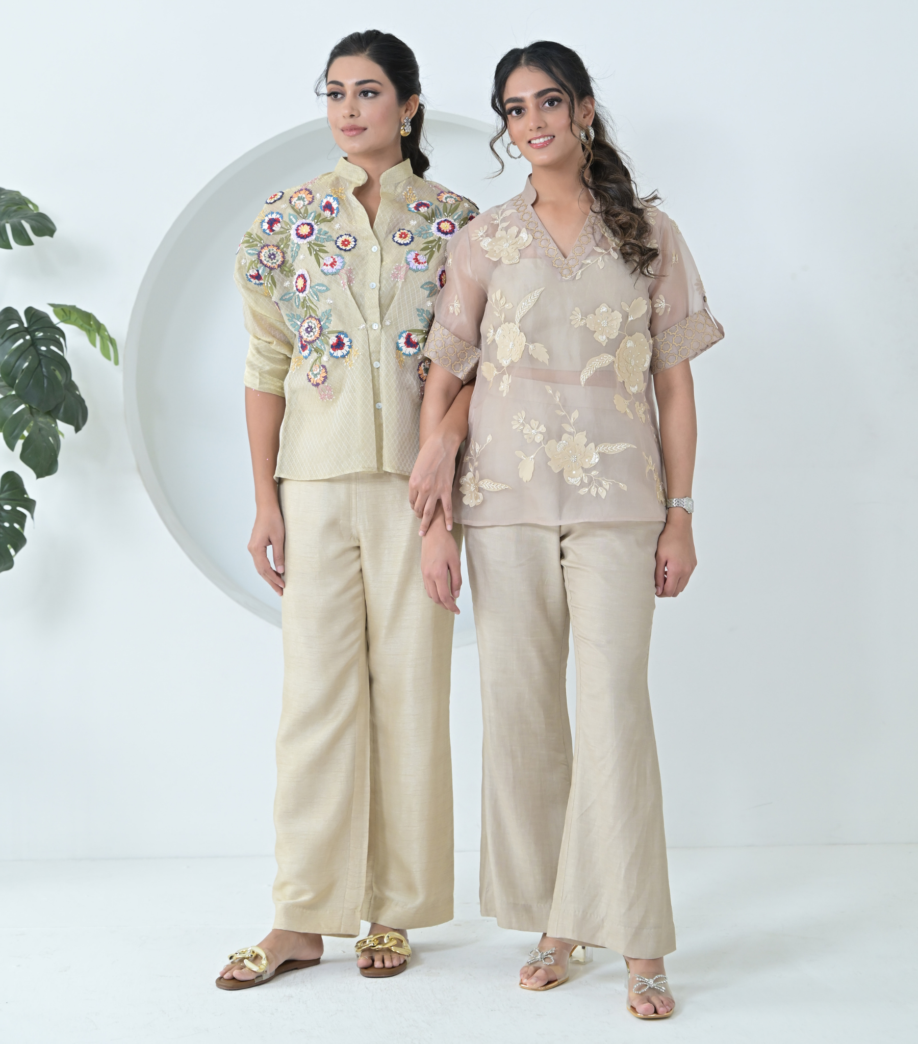 PEARL PETAL WITH JAALI BORDER TOP COORD SET