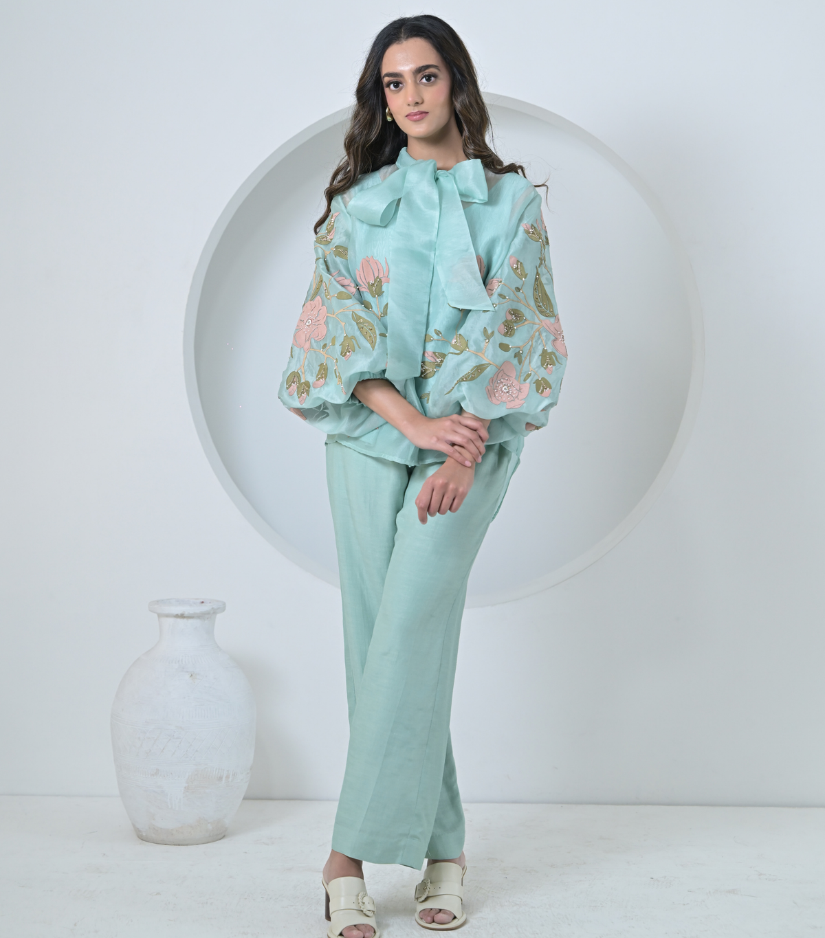 BLOOM STORY BOW TIE-UP CO-ORD SET