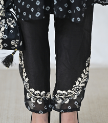 MONOCHROME PHOOL-PATTI BANDHANI TUNIC SET WITH EMBROIDERED PANTS