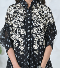 MONOCHROME PHOOL-PATTI BANDHANI TUNIC SET WITH EMBROIDERED PANTS