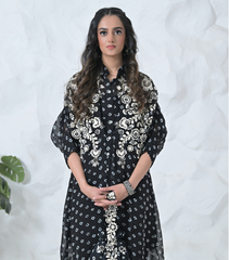MONOCHROME PHOOL-PATTI BANDHANI TUNIC SET WITH EMBROIDERED PANTS