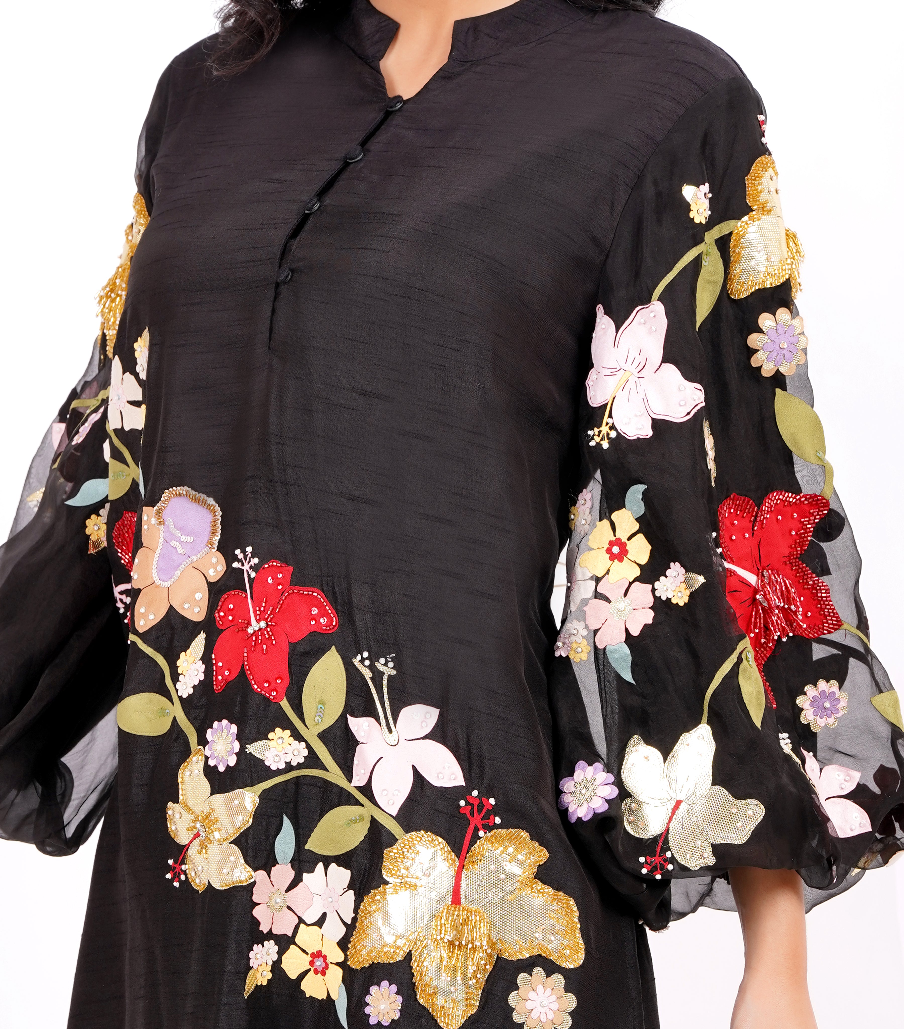 BLACK VALLEY OF FLOWER TUNIC SET