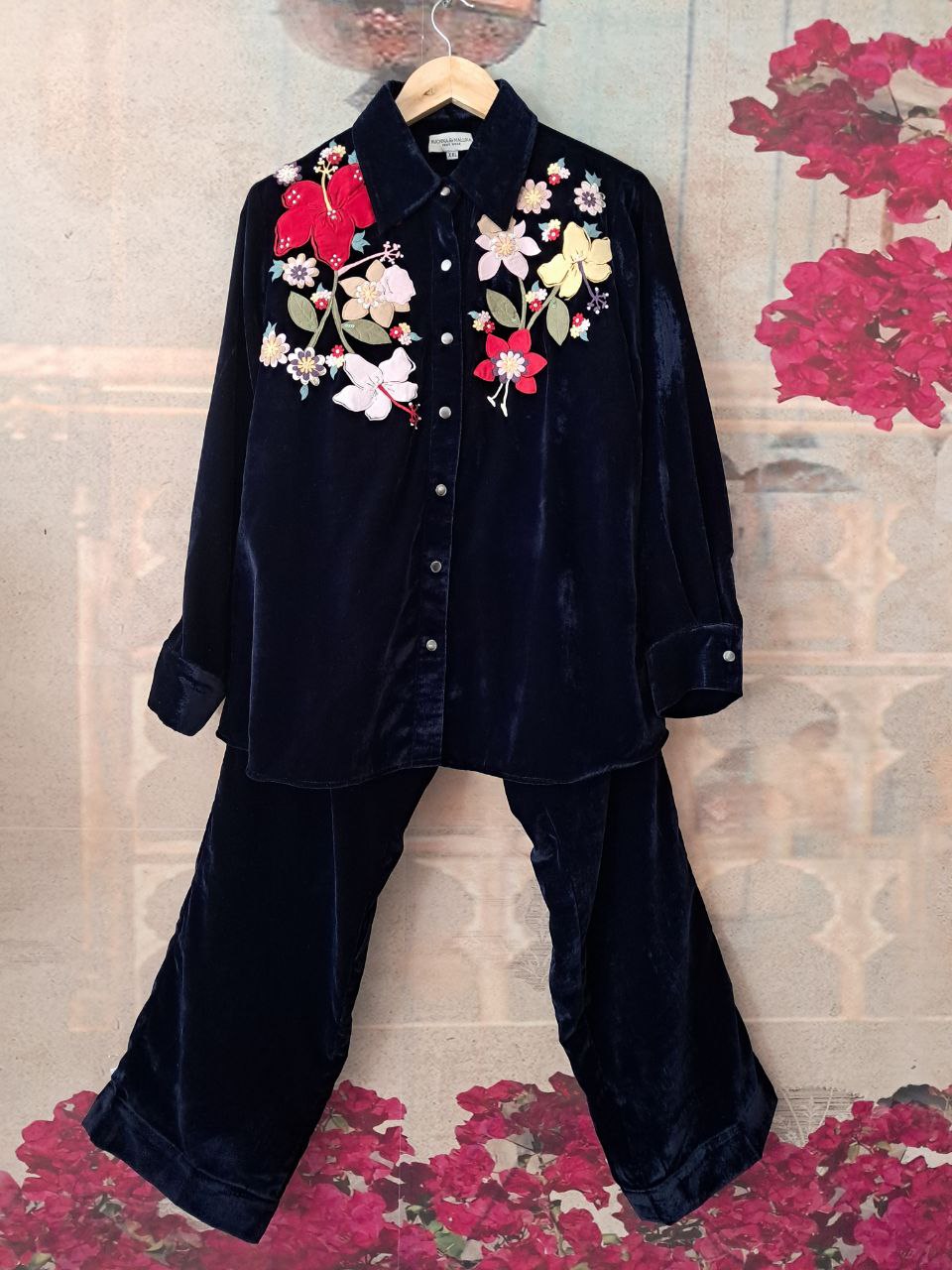 BOTANICAL SMALL FLOWER NAVY VELVET CO-ORD SET
