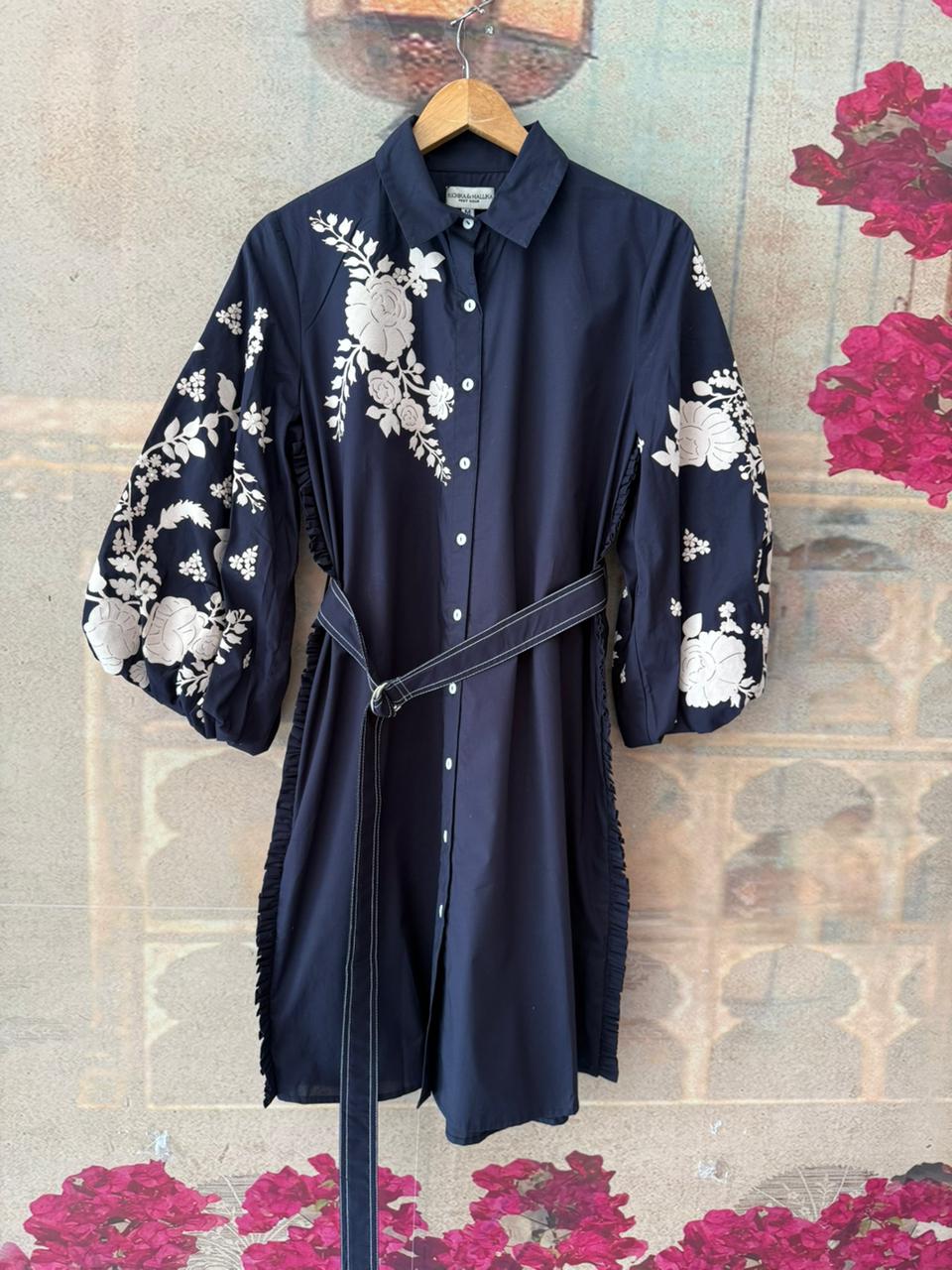 NAVY IVORY ROSE DRESS