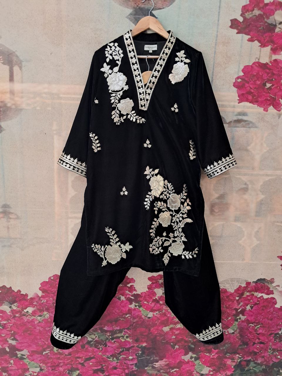 ROSE GOLD BLACK VELVET KURTA SET